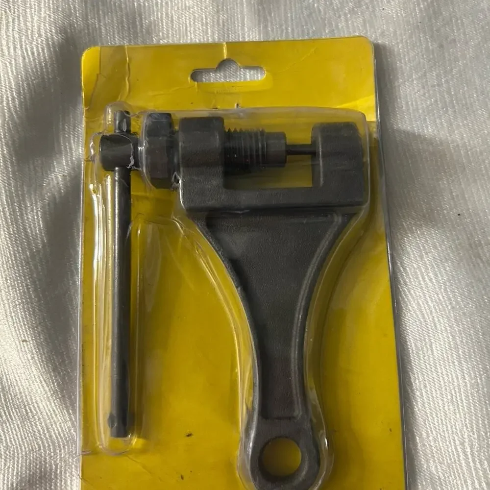 Tools and accessories- screwdriver, sanding belts, wire brush, wedges, disc pad